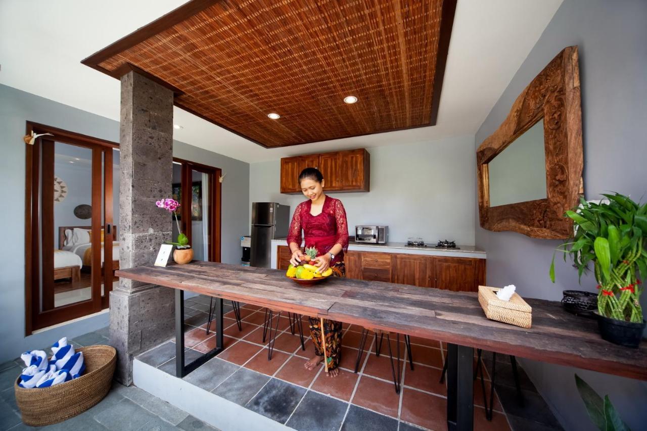 Kusuma Living And Villa Seminyak Exterior foto